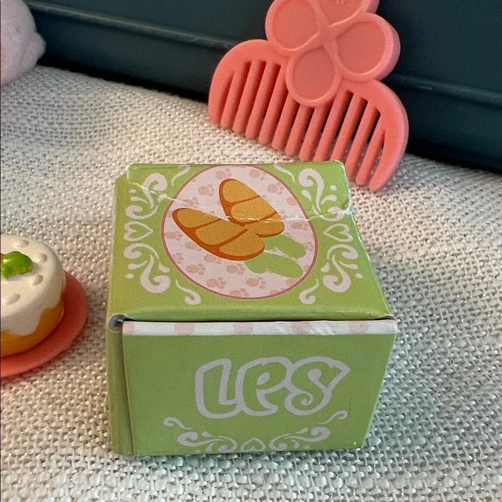 Authentic Littlest Pet Shop LPS Bunny Rabbit #1855 Blythe Carrot accessories inc - Picture 4 of 12